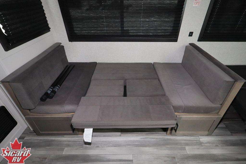 2025 JAYCO JAY FLIGHT 380DQS