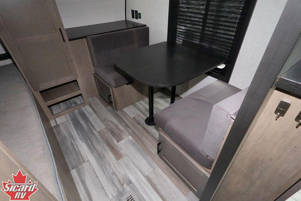 2025 JAYCO JAY FLIGHT 380DQS