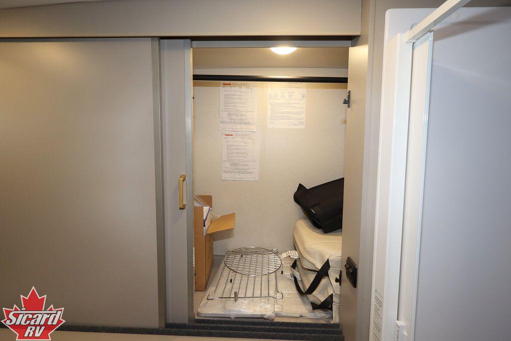 2025 WINNEBAGO VIEW 24T