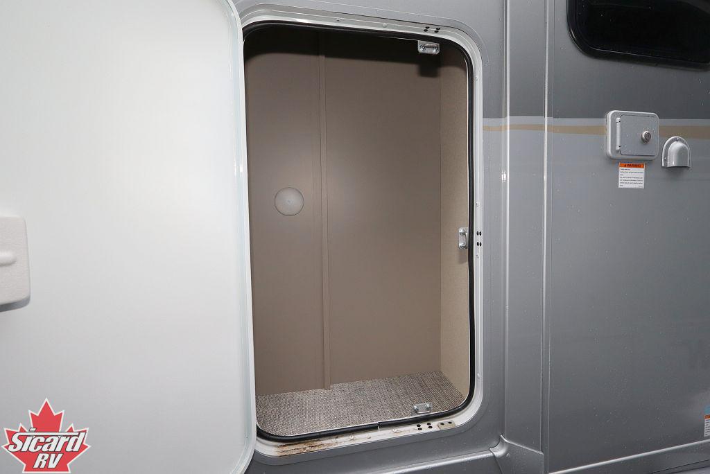 2025 WINNEBAGO VIEW 24T