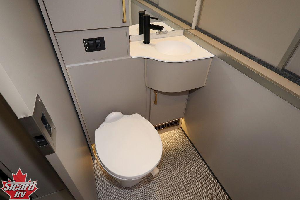 2025 WINNEBAGO VIEW 24T