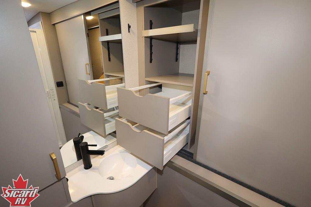 2025 WINNEBAGO VIEW 24T