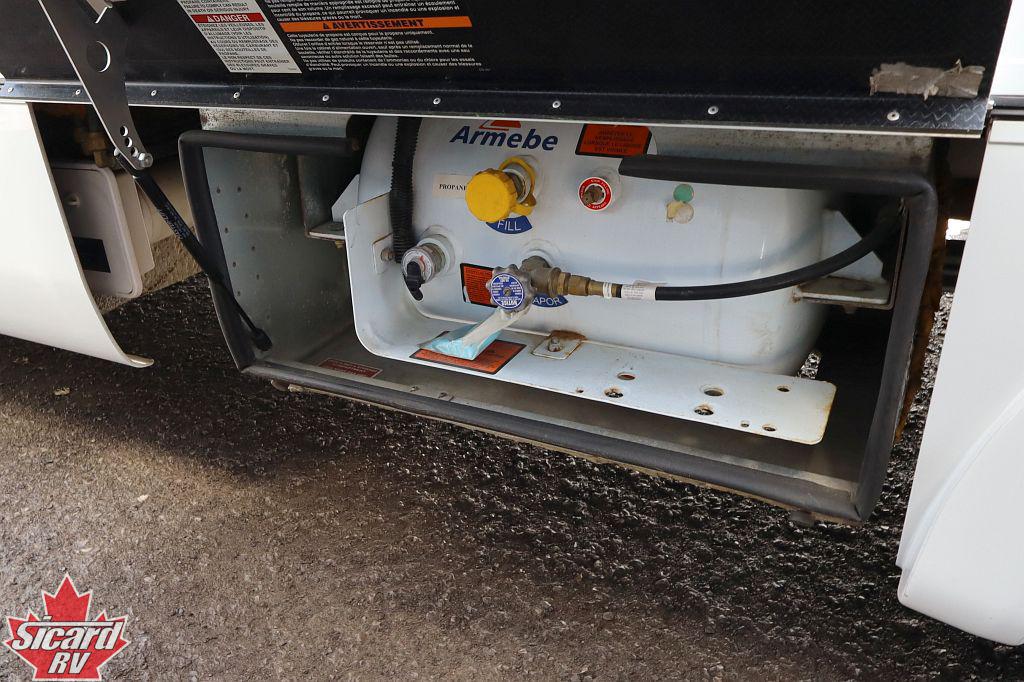 2023 LEISURE TRAVEL VANS WONDER W24RL-AWD