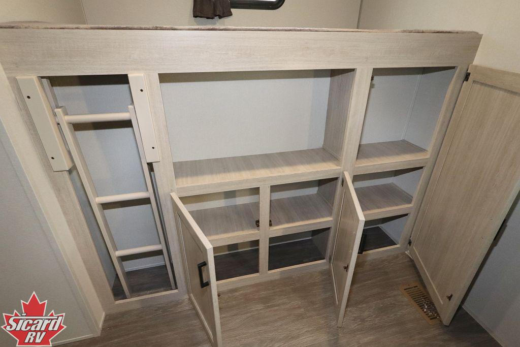 2026 FOREST RIVER AURORA 34BHTS