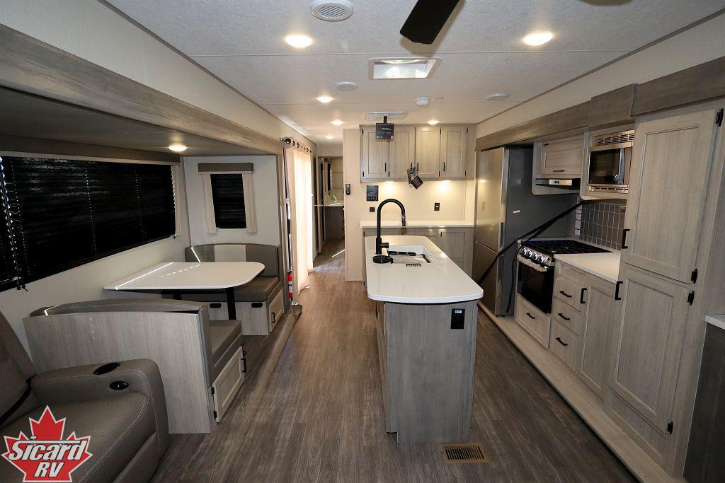 2026 FOREST RIVER AURORA 39FLTS