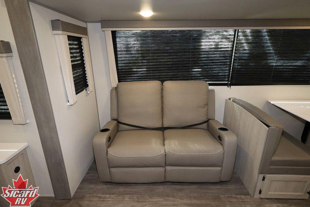 2026 FOREST RIVER AURORA 39FLTS