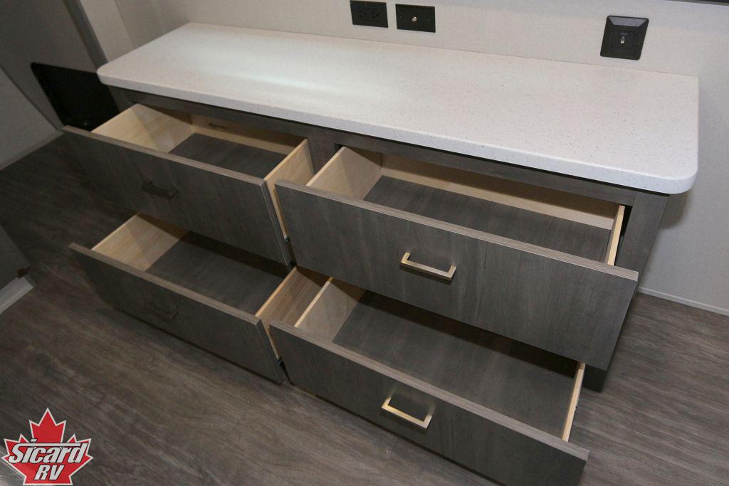 2026 FOREST RIVER AURORA 31KDS