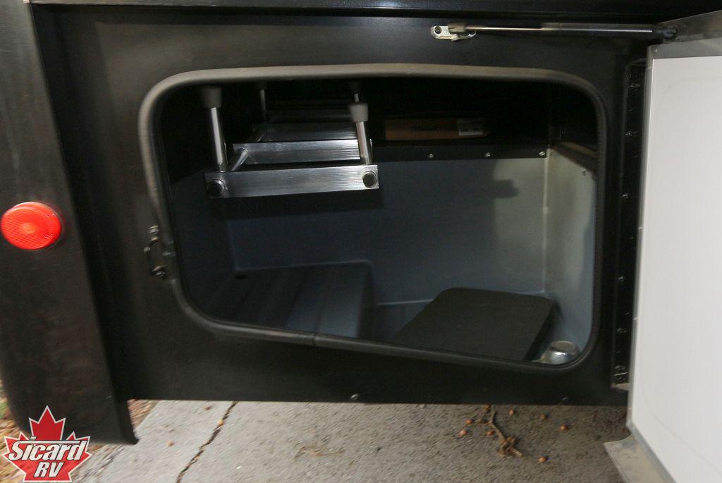 2017 HOLIDAY RAMBLER VACATIONER 35P