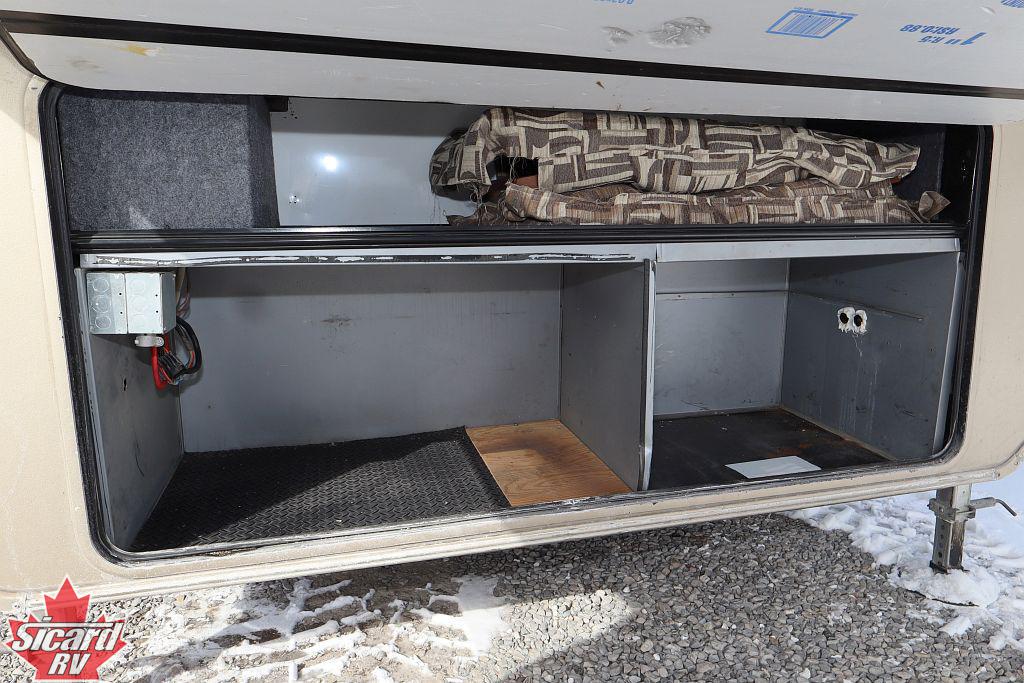 2017 JAYCO DESIGNER 37RS