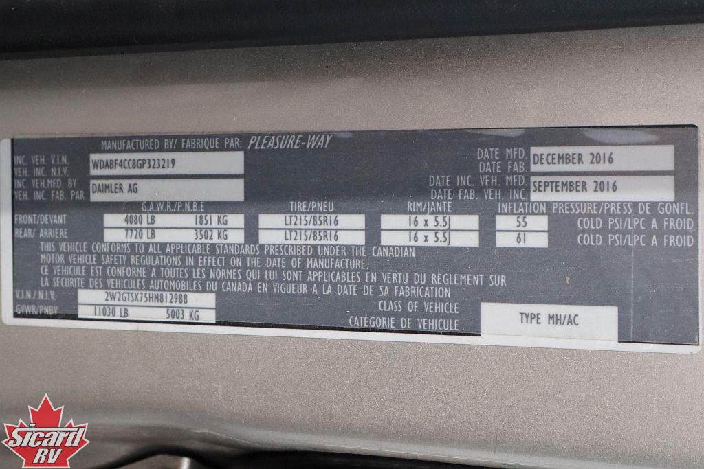 2017 PLEASUREWAY PLATEAU TS