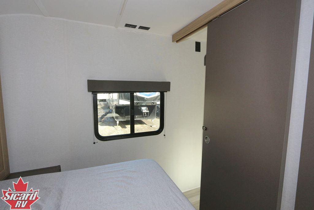 2025 CRUISER RV AVENIR 27BH