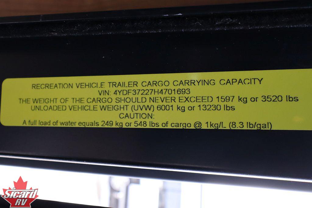 2017 KEYSTONE MONTANA 3720RL