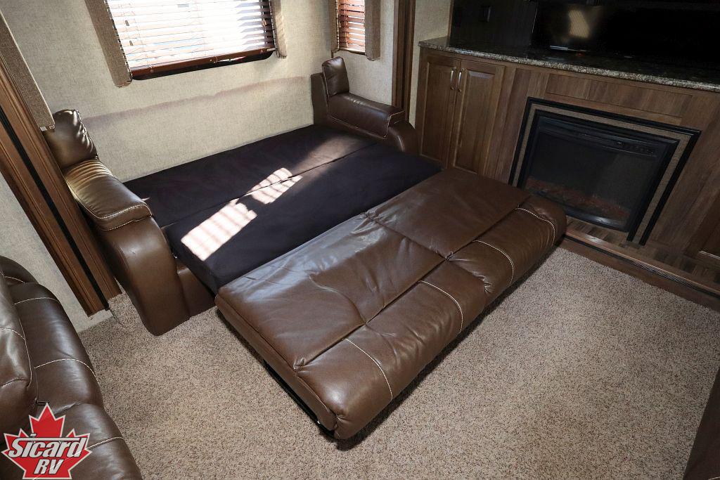 2016 KEYSTONE AVALANCHE 380FL