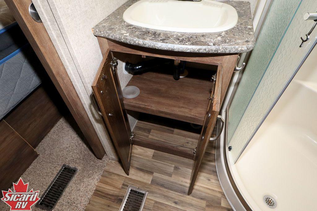 2016 KEYSTONE AVALANCHE 380FL