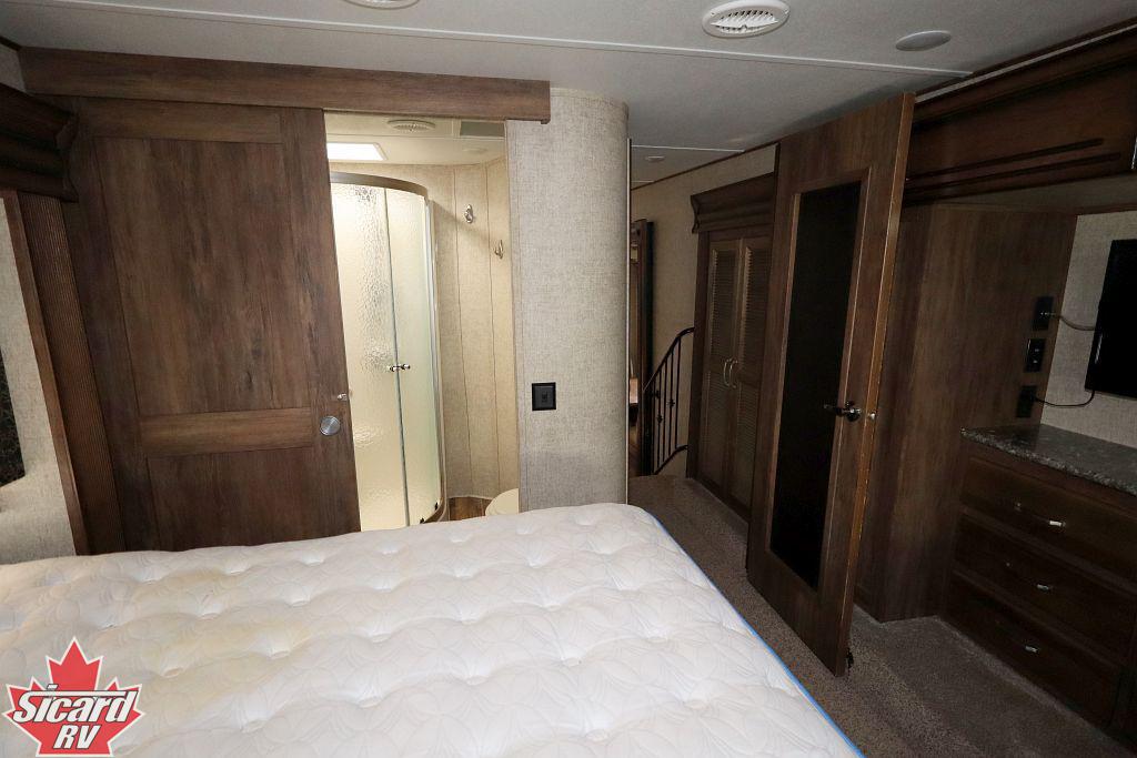 2016 KEYSTONE AVALANCHE 380FL