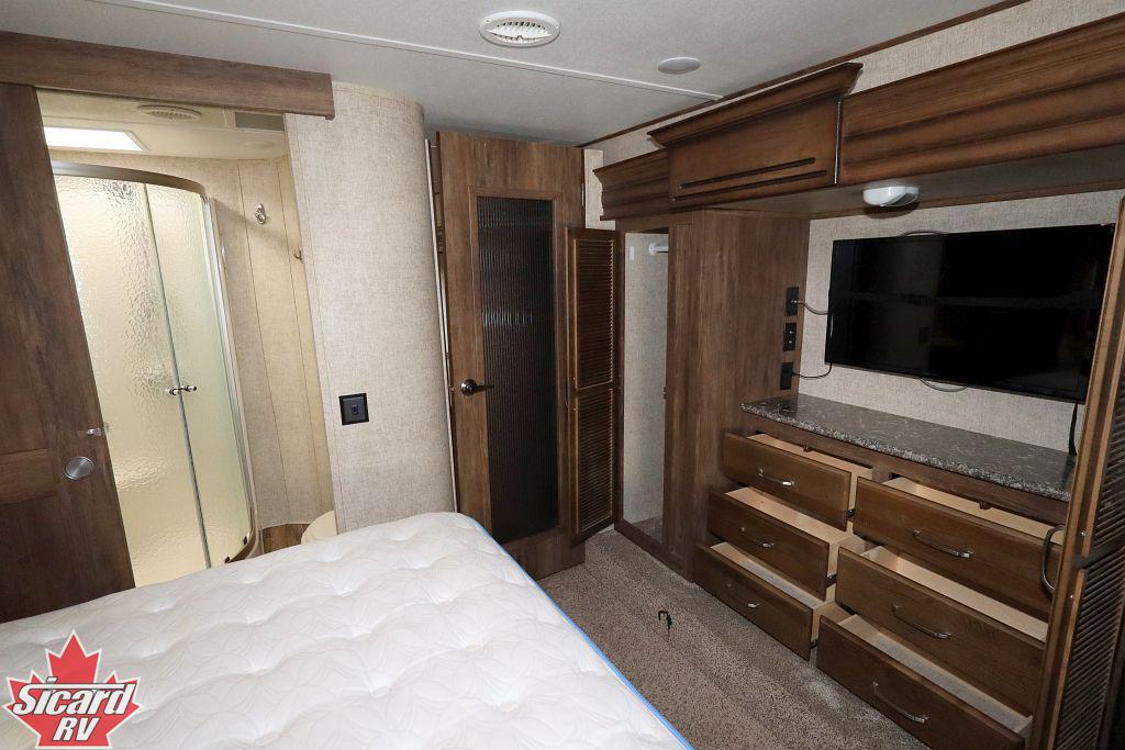 2016 KEYSTONE AVALANCHE 380FL