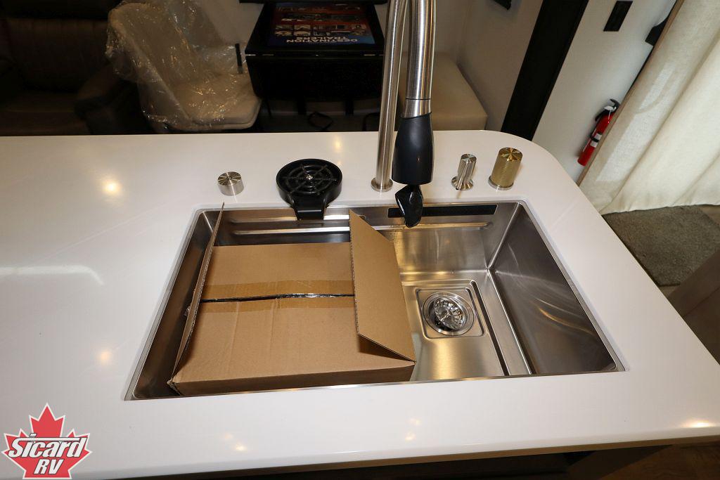 2026 PALOMINO PUMA VISTA 402LFT