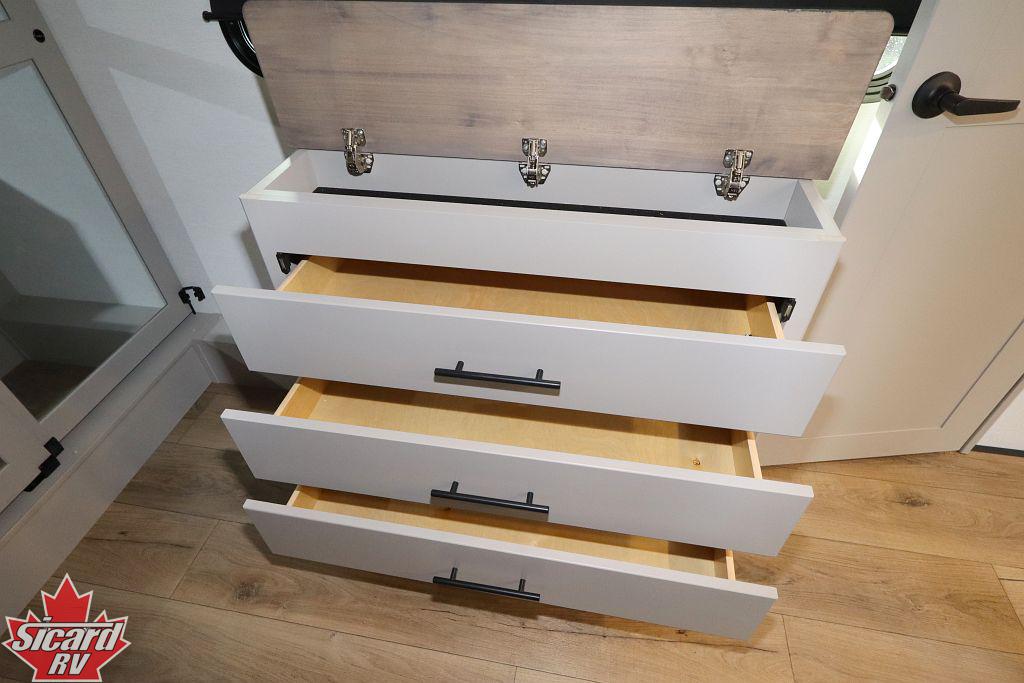 2026 ALLIANCE VALOR 37V11