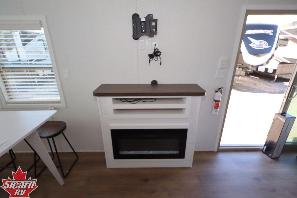 2026 KROPF LAKESIDE 8166WD