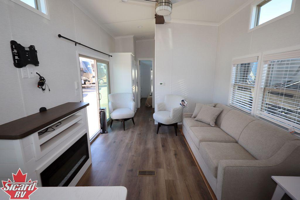 2026 KROPF LAKESIDE 8166WD