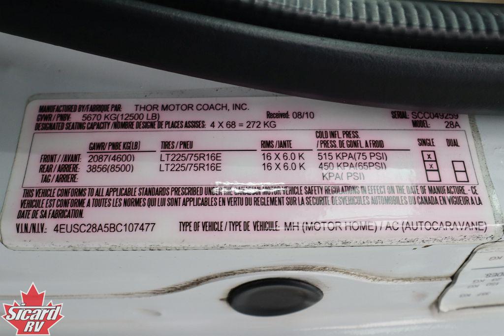 2011 THOR CHATEAU 28A