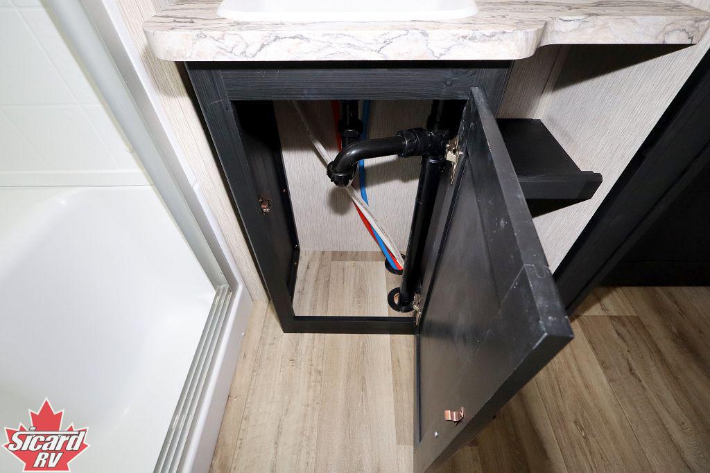 2024 CROSSROADS CRUISER M-30RD