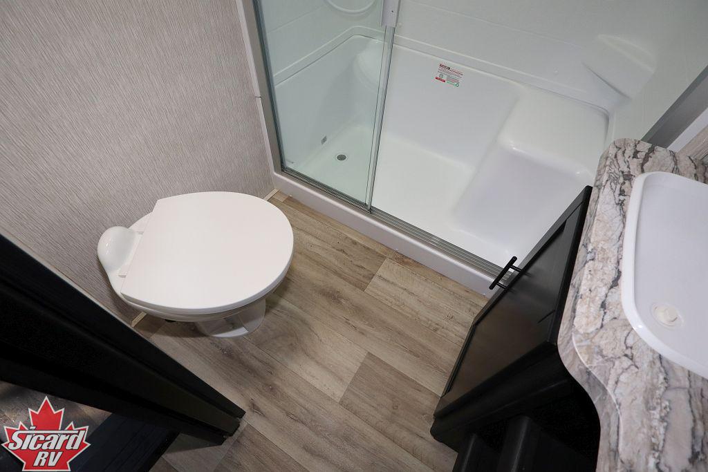 2024 CROSSROADS CRUISER M-30RD