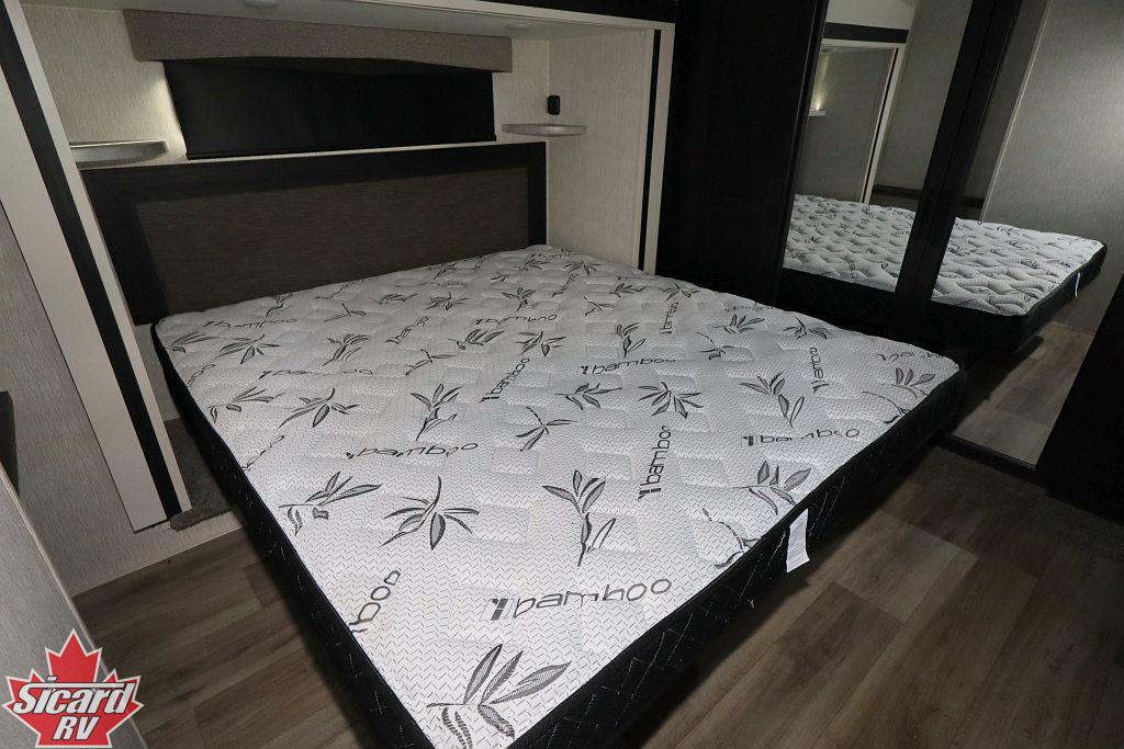 2024 CROSSROADS CRUISER M-30RD