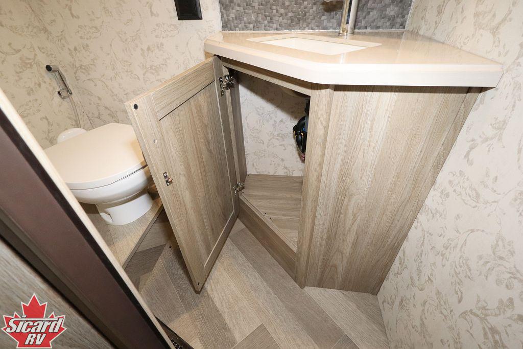 2023 WINNEBAGO ADVENTURER 35F