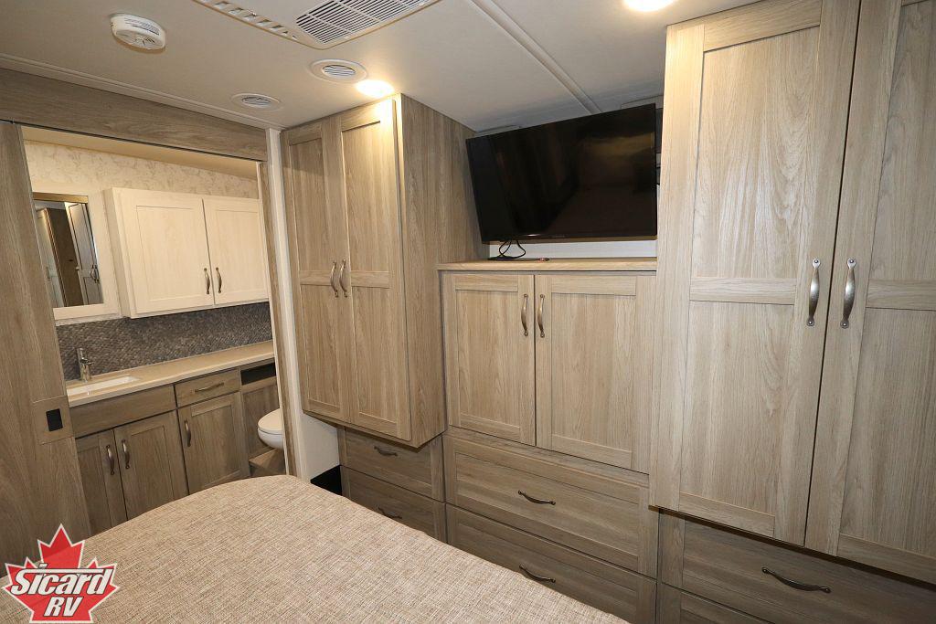 2023 WINNEBAGO ADVENTURER 35F