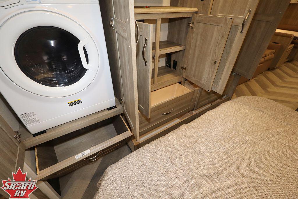 2023 WINNEBAGO ADVENTURER 35F