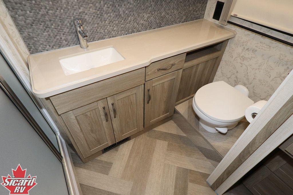 2023 WINNEBAGO ADVENTURER 35F