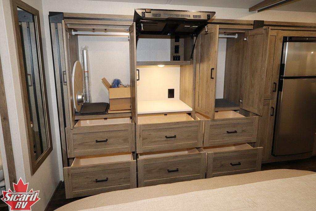 2024 WINNEBAGO VISTA 33K