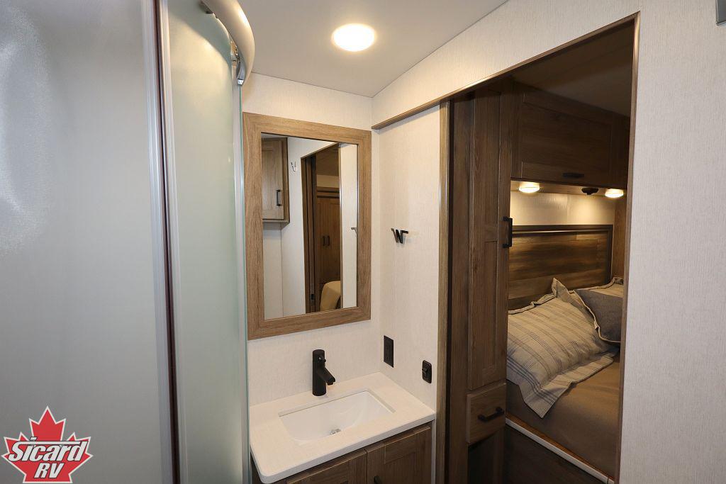 2025 WINNEBAGO VISTA 31B