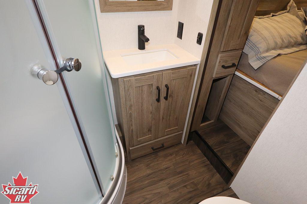 2025 WINNEBAGO VISTA 31B