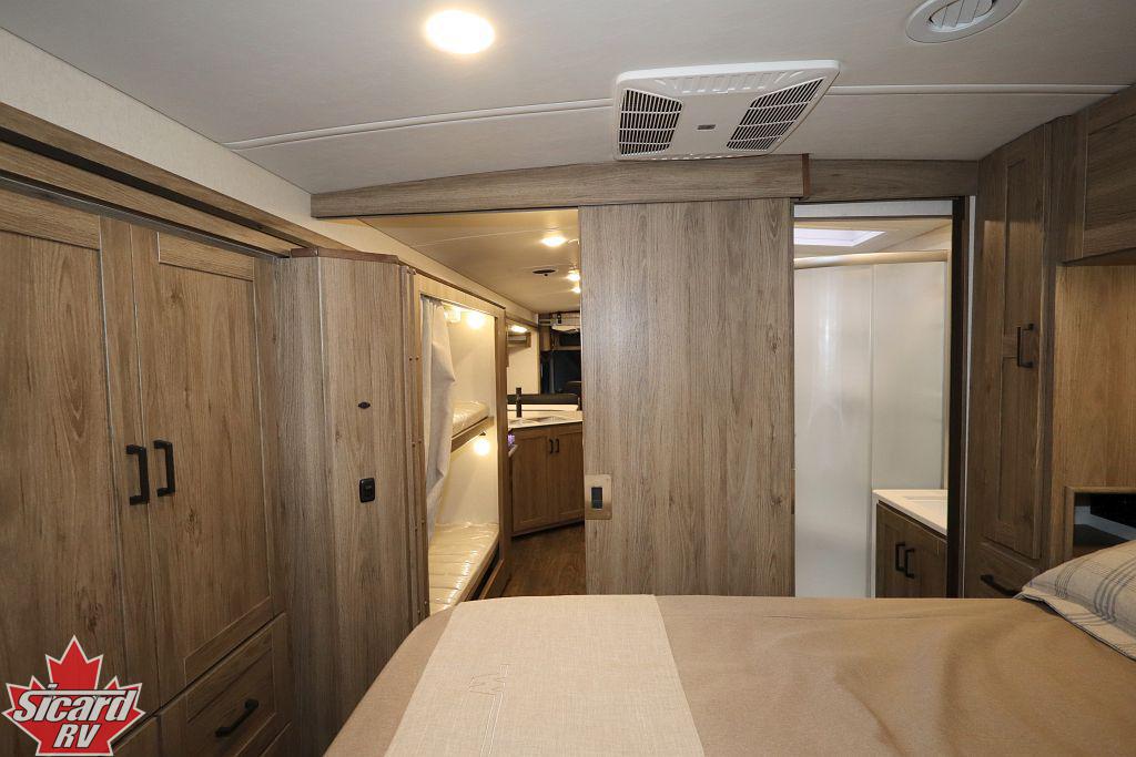2025 WINNEBAGO VISTA 31B