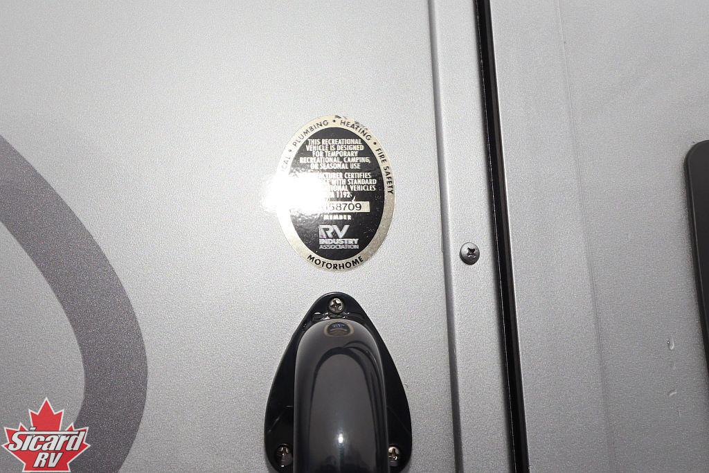 2025 WINNEBAGO VISTA 31B