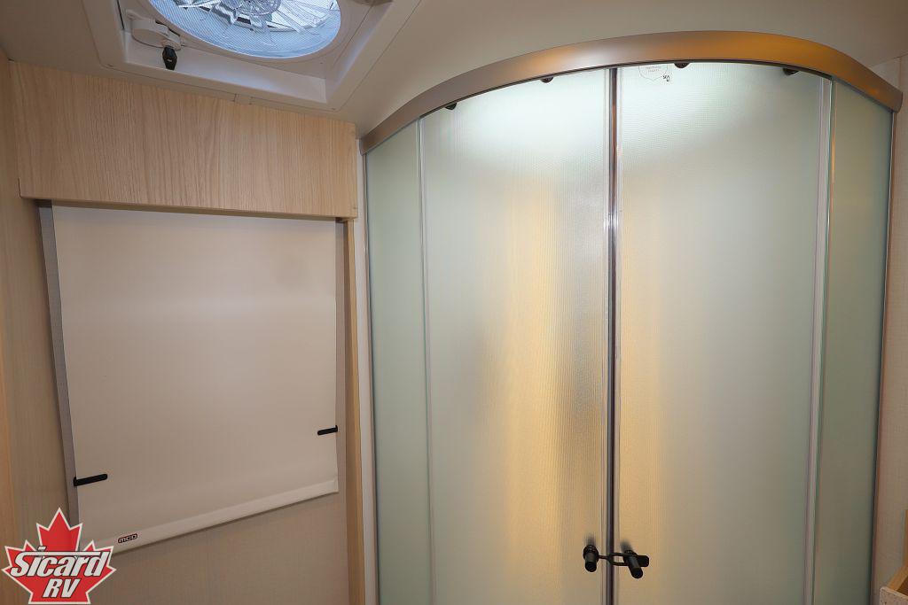 2026 LEISURE TRAVEL VANS WONDER W24MBL