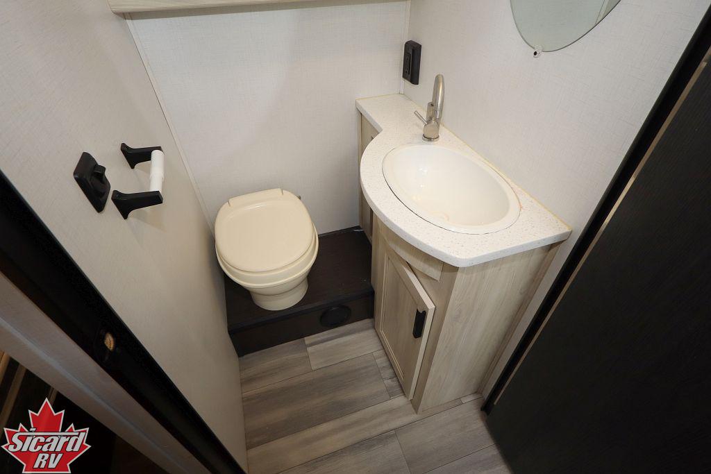 2023 FOREST RIVER FORESTER 2851LE