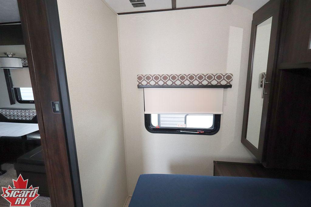 2019 PRIME TIME TRACER 290BH