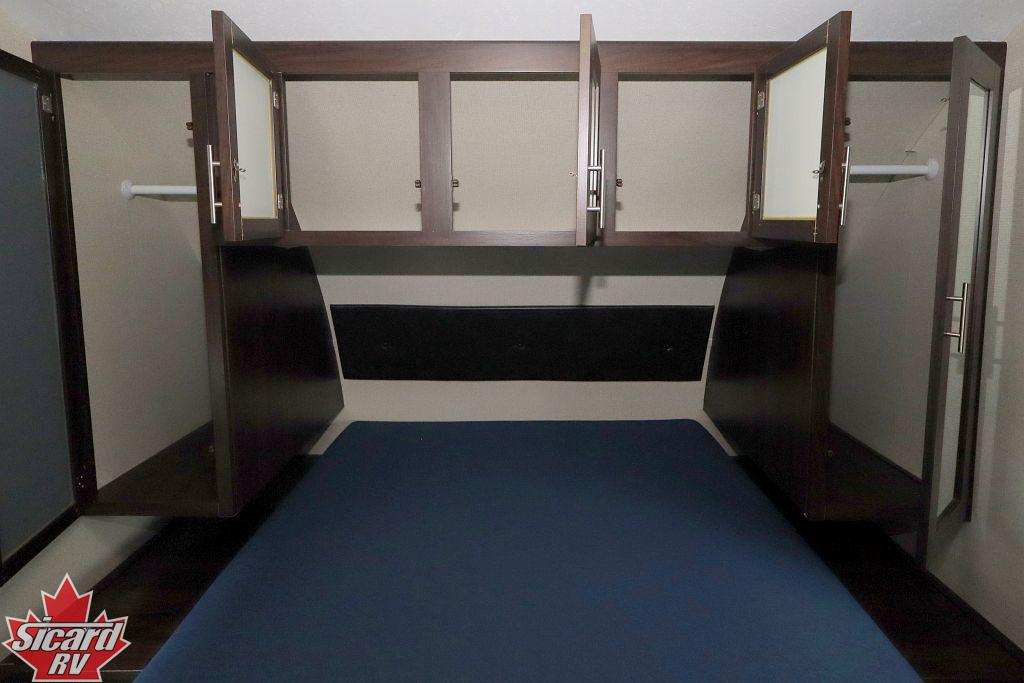 2019 PRIME TIME TRACER 290BH