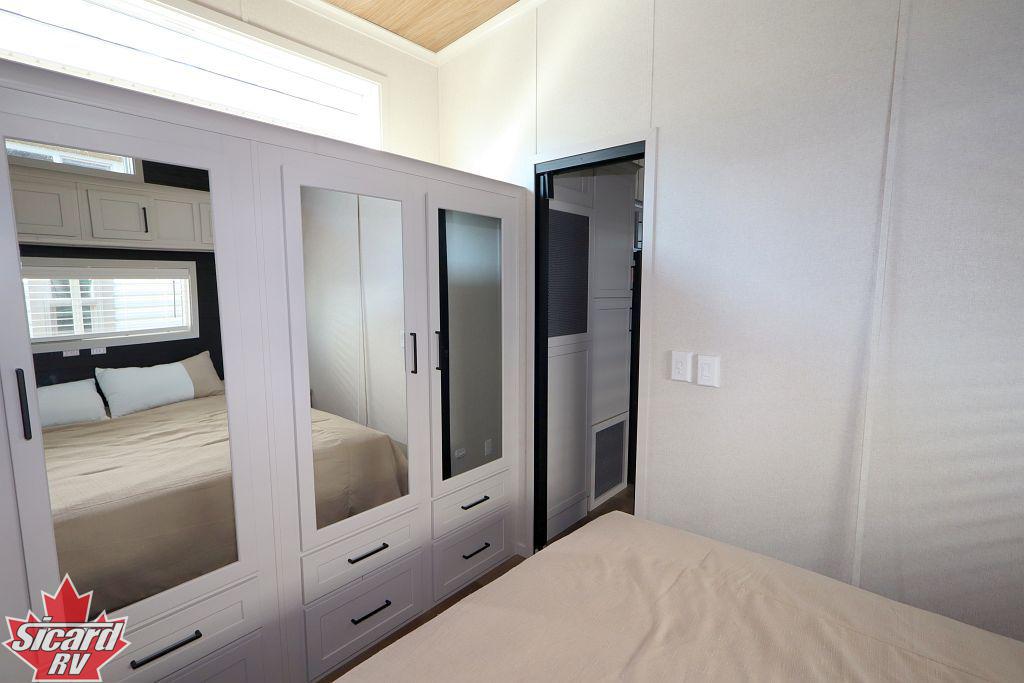 2026 KROPF CANADIAN 6461CWD