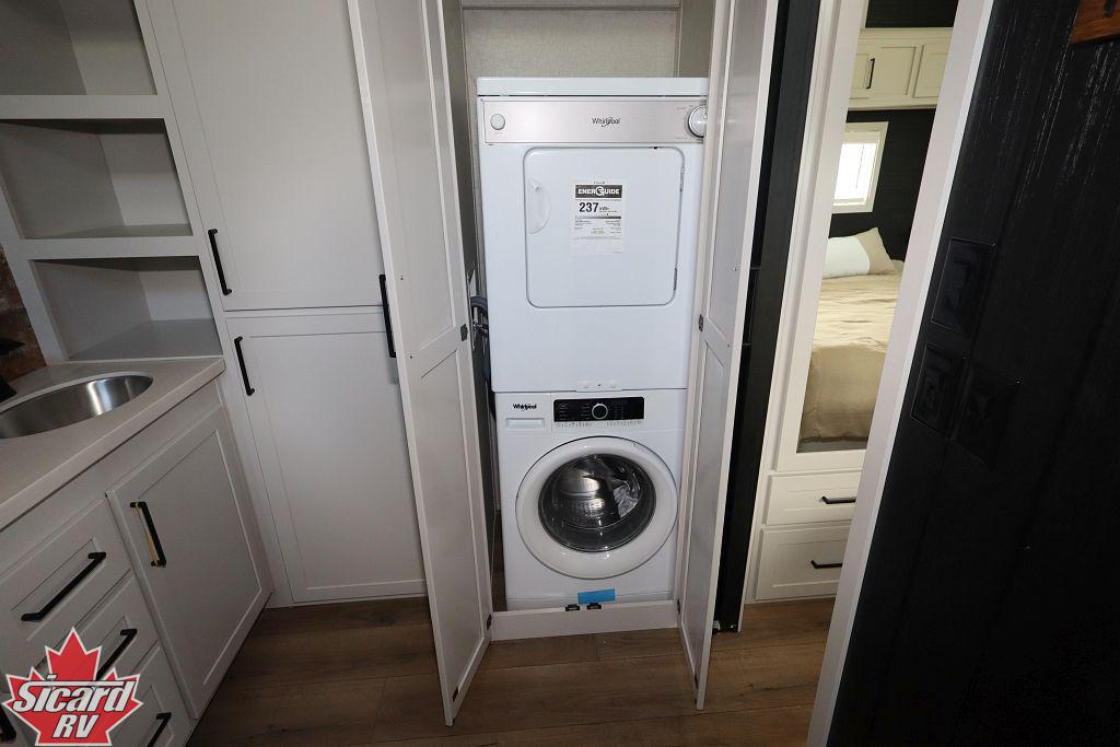 2026 KROPF CANADIAN 6461CWD