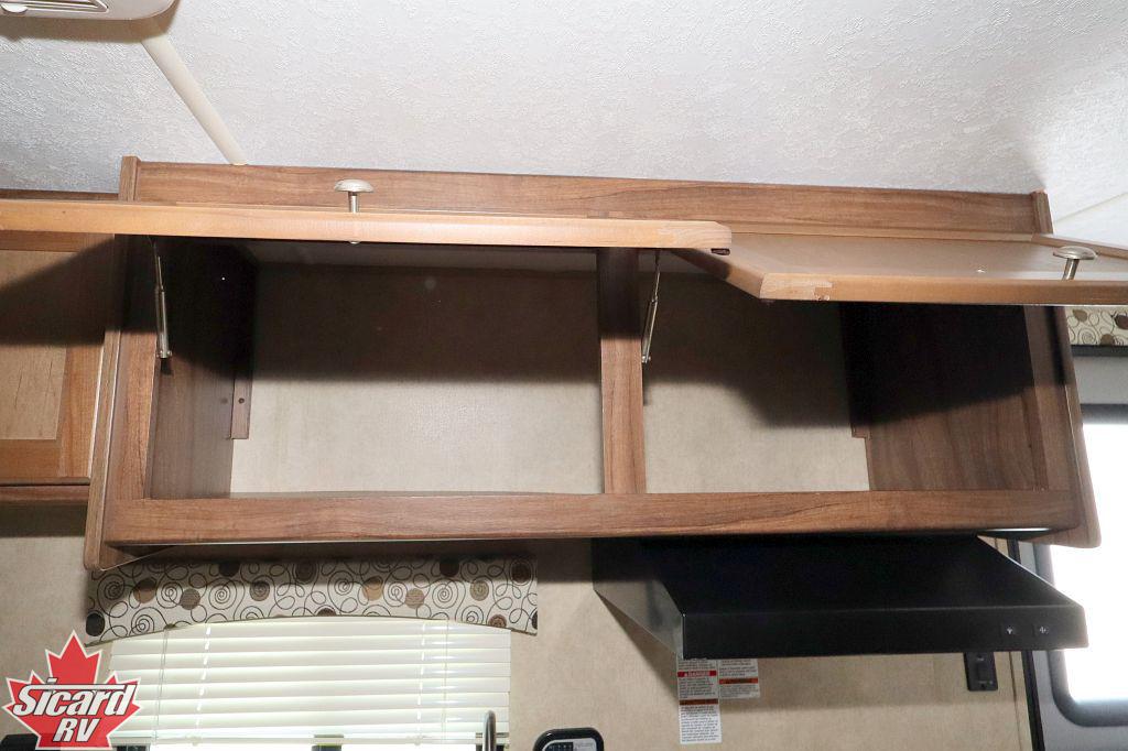 2017 COACHMEN CLIPPER 16RBD