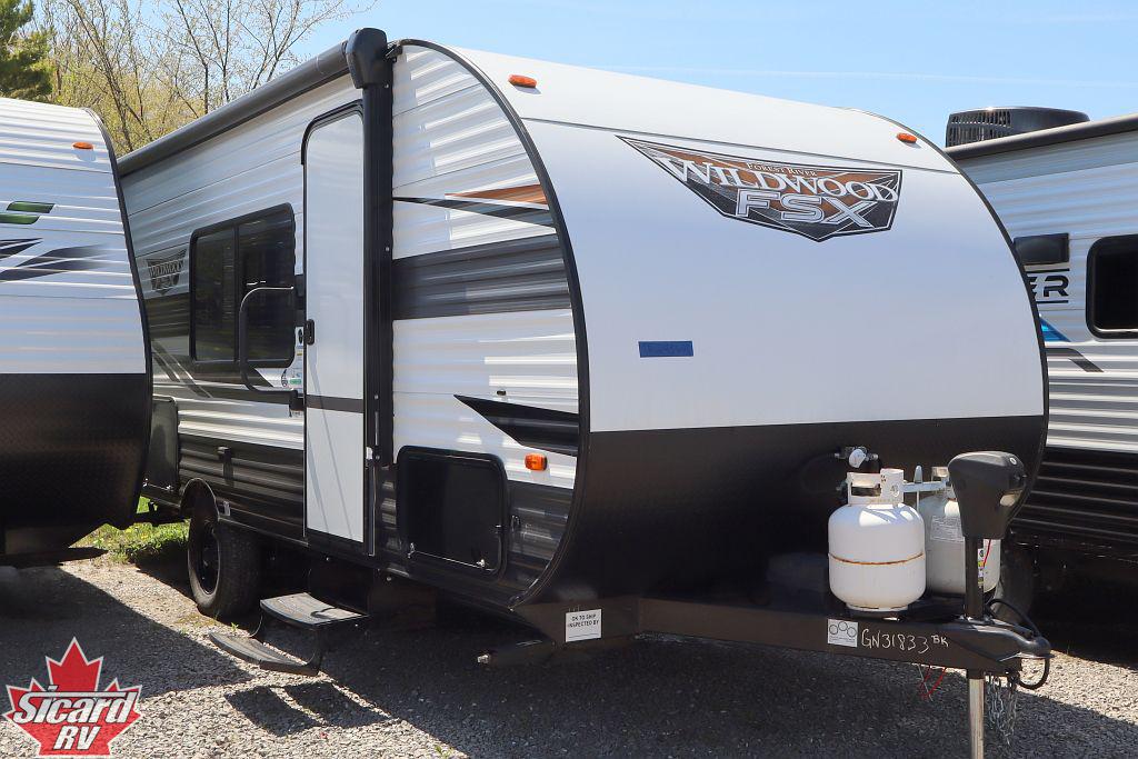 2022 FOREST RIVER WILDWOOD FSX 179DBK