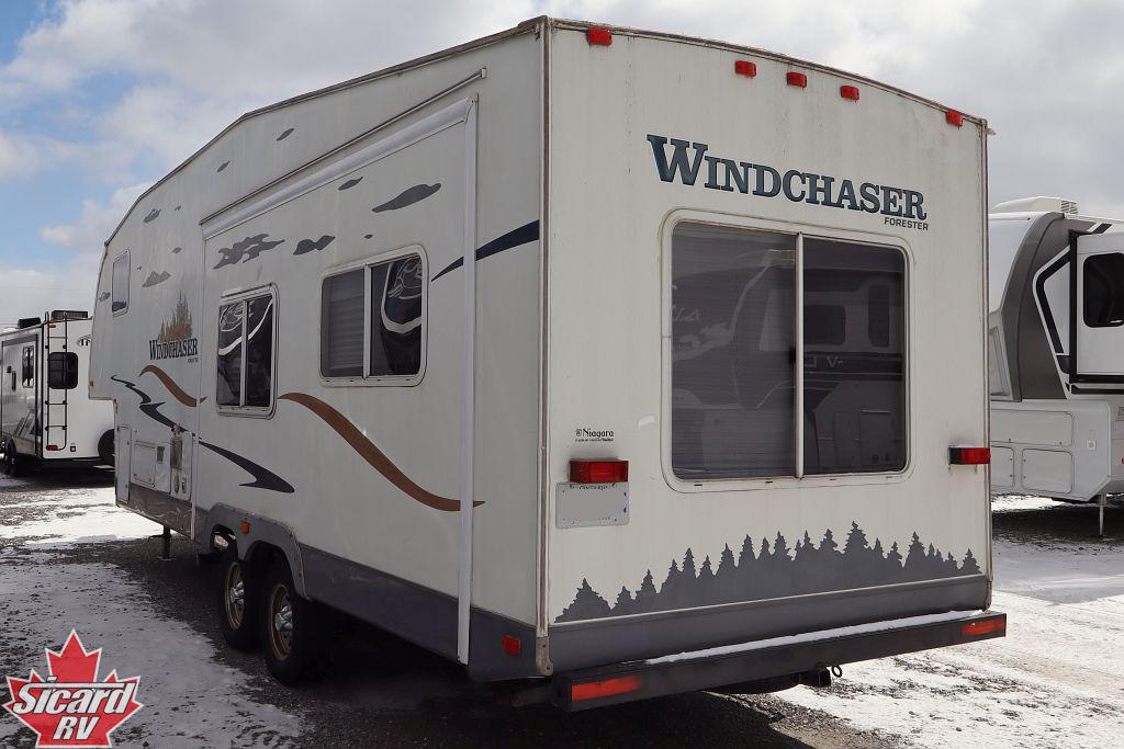 2009 FORESTER WINDCHASER 275RLS