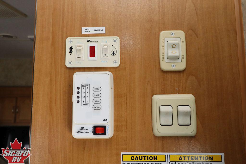 2009 FORESTER WINDCHASER 275RLS