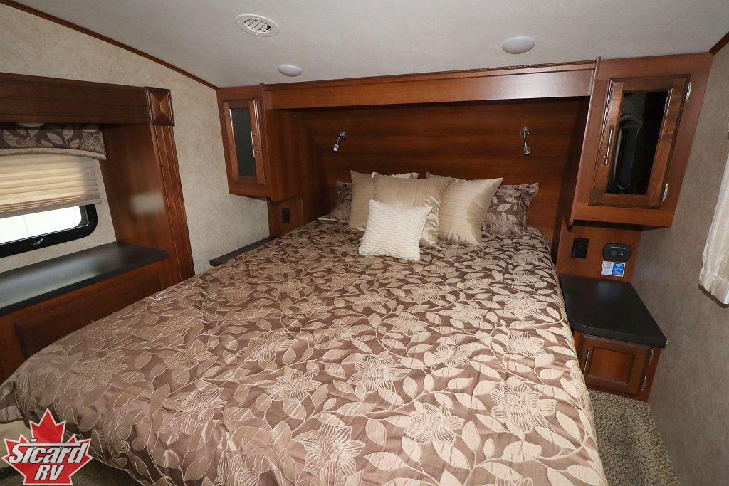 2017 JAYCO EAGLE HT 29.5BHDS