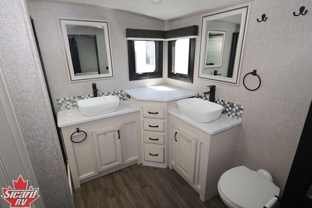 2023 JAYCO NORTH POINT 382FLRB