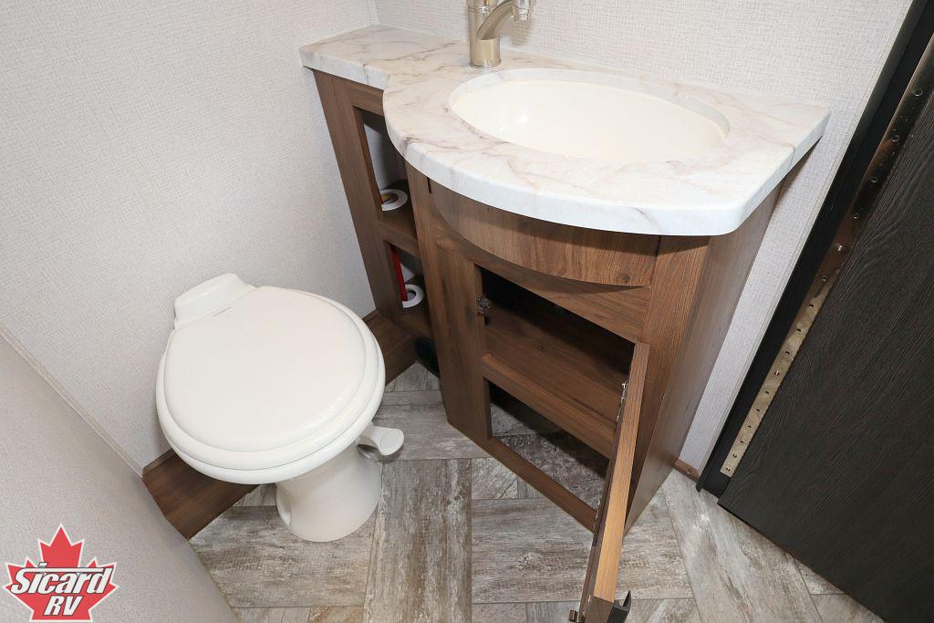 2021 FOREST RIVER FORESTER 3011DS